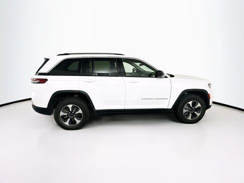 Used 2022 Jeep Grand Cherokee Limited 4xe w/ Luxury Tech Group II AWD/4WD image 10