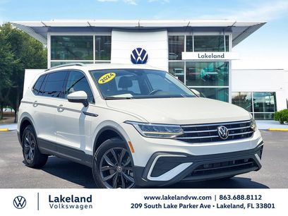 Used 2024 Volkswagen Tiguan SE