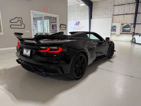 Used 2025 Chevrolet Corvette Z06 w/ Z07 Performance Package RWD image 67