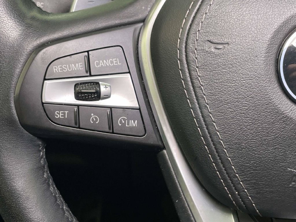 Used 2020 BMW X5 xDrive40i w/ Premium Package AWD/4WD image 35