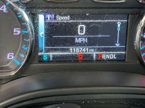 Used 2020 Chevrolet Tahoe LT w/ RST Edition image 21