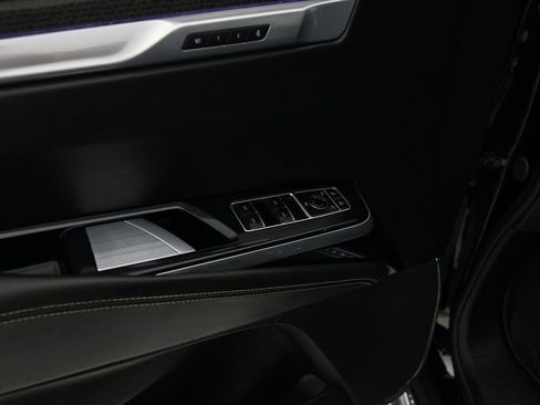 Used 2025 Cadillac Escalade V w/ LPO, ONYX Package image 18