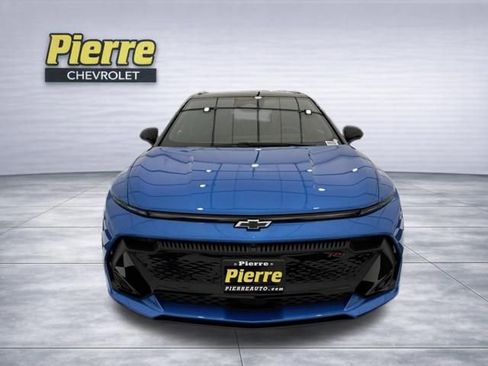 New 2026 Chevrolet Equinox EV RS image 8