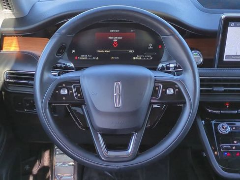 Used 2022 Lincoln Corsair Reserve image 23