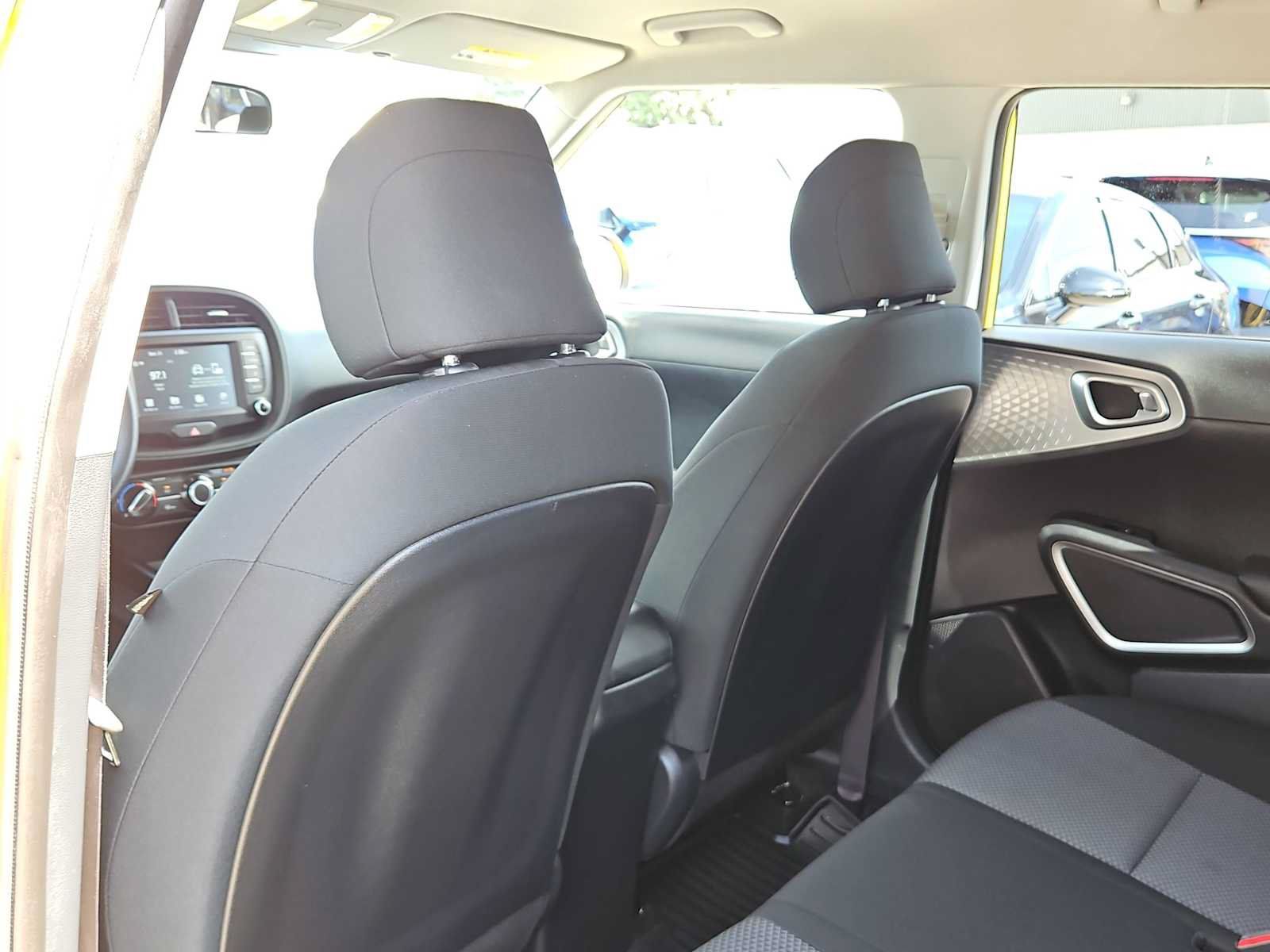 Used 2020 Kia Soul LX FWD image 17