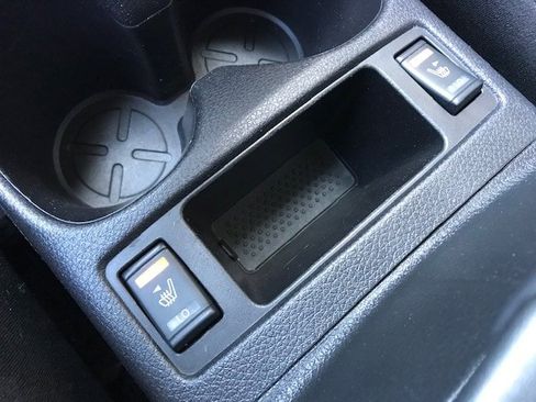 Used 2017 Nissan Rogue SL image 12