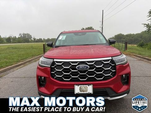 New 2026 Ford Explorer Platinum w/ LUX Leather Package AWD/4WD image 13