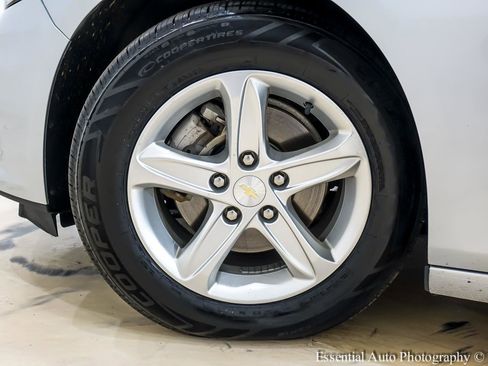 Used 2022 Chevrolet Malibu LS FWD image 12