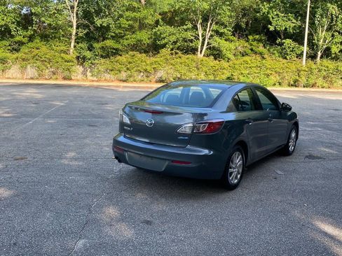 Used 2013 MAZDA MAZDA3 i Touring FWD image 5