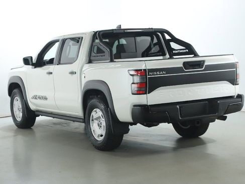 Certified 2024 Nissan Frontier SV w/ Hardbody Edition AWD/4WD image 40