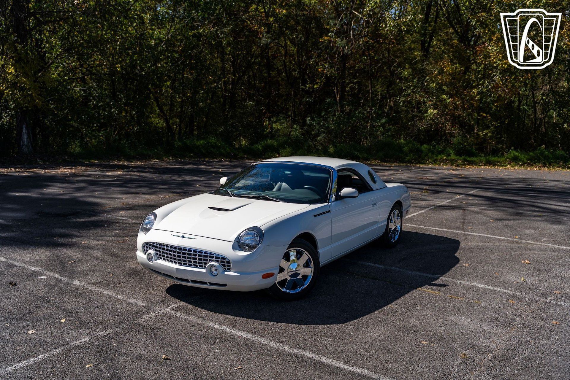 Used 2002 Ford Thunderbird RWD image 5