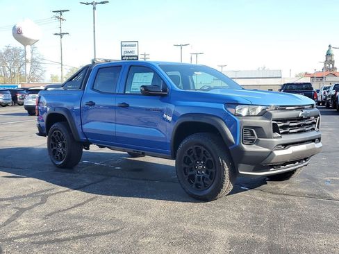 New 2026 Chevrolet Colorado Trail Boss w/ Midnight Edition AWD/4WD image 2
