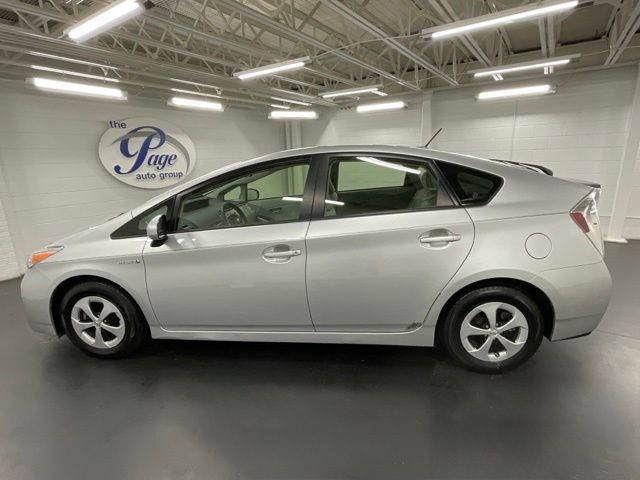 Used 2012 Toyota Prius Three FWD image 2