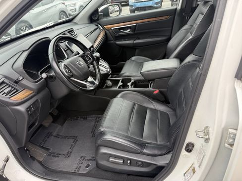 Used 2018 Honda CR-V Touring image 6