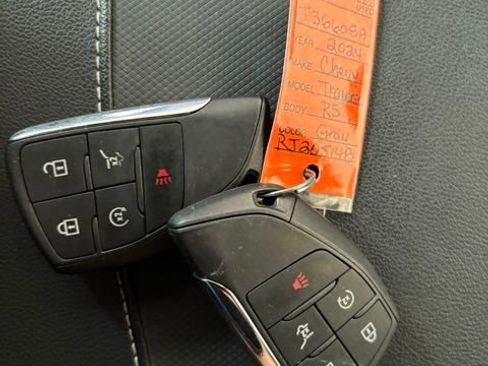 Used 2024 Chevrolet Traverse RS w/ LPO, Floor Liner Package FWD image 13