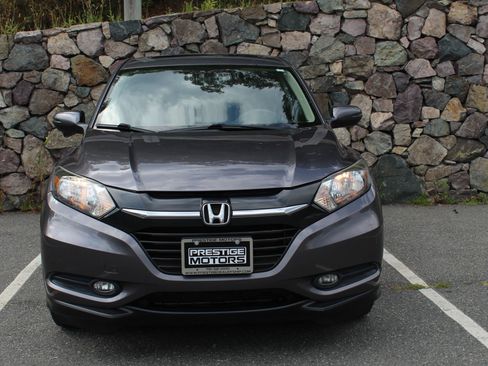 Used 2016 Honda HR-V EX image 3