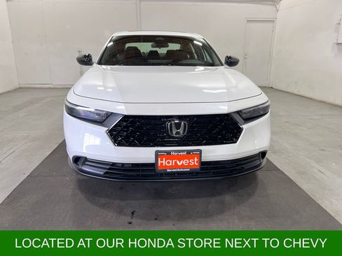 Used 2024 Honda Accord Sport image 2
