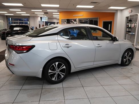 Used 2021 Nissan Sentra SV w/ Trunk Package image 11
