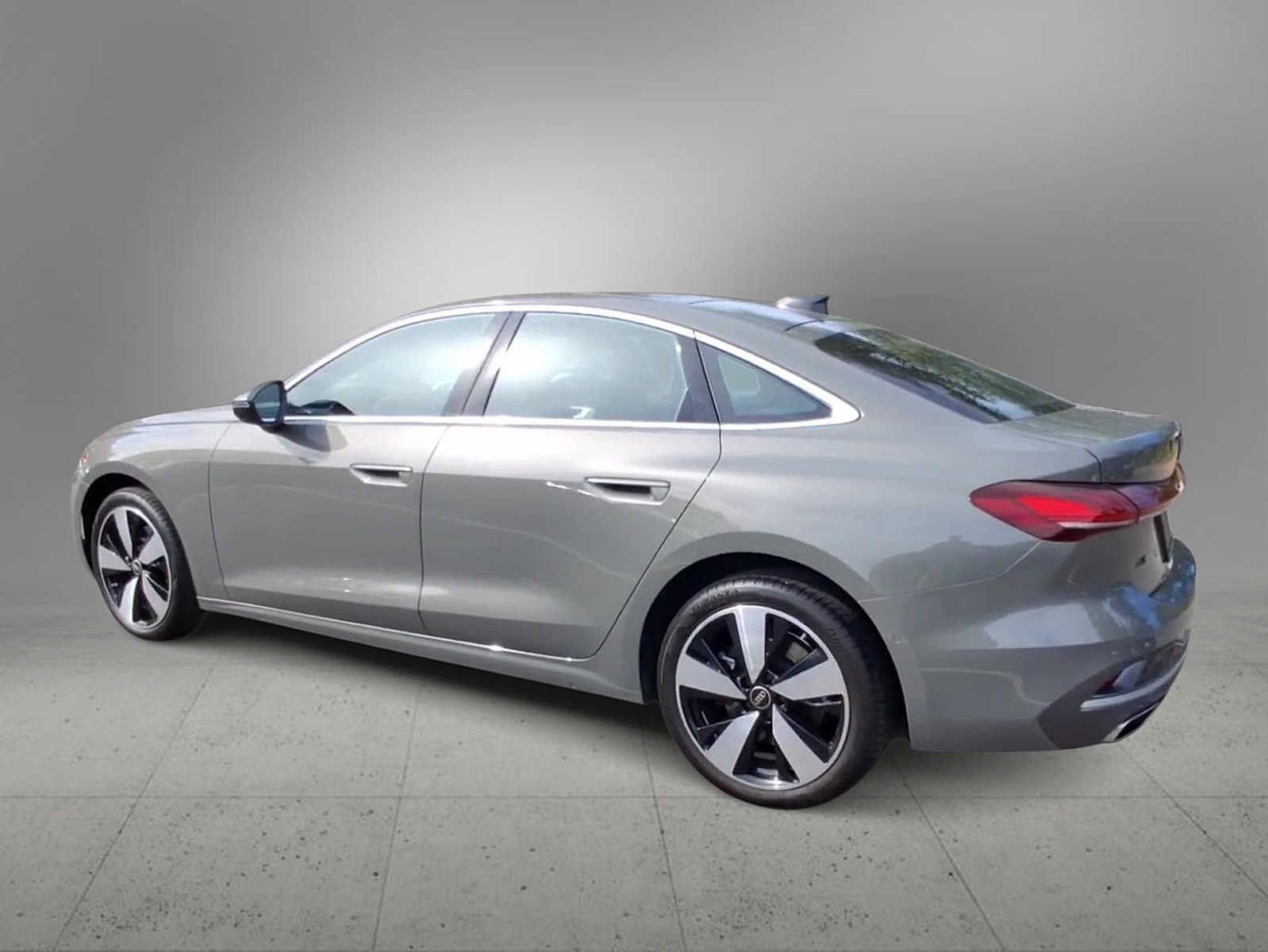 Used 2025 Audi A5 2.0T Premium Plus w/ Premium Plus AWD/4WD image 6