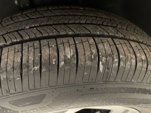 Used 2024 Kia Sportage LX image 41