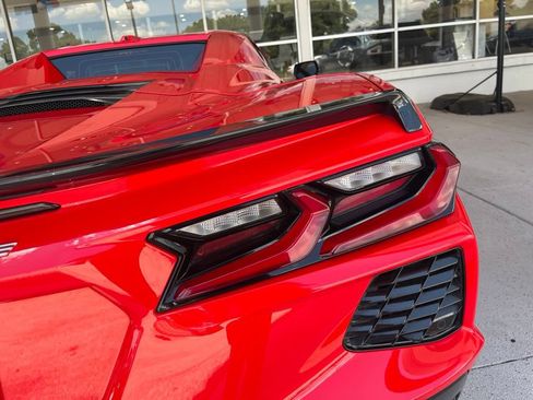 Used 2023 Chevrolet Corvette Stingray Premium Conv w/ Z51 Performance Package RWD image 11