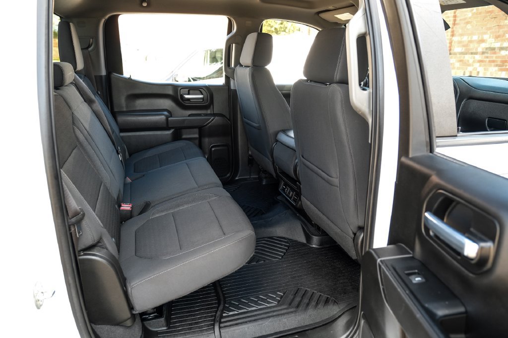 Used 2021 Chevrolet Silverado 1500 LT AWD/4WD image 37