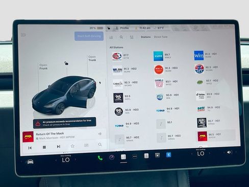 Used 2024 Tesla Model 3 Standard Range RWD image 32