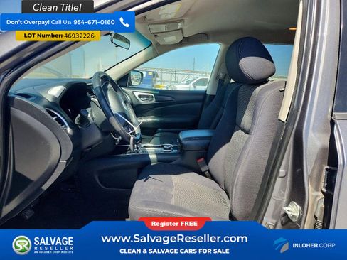 Used 2019 Nissan Pathfinder S image 9