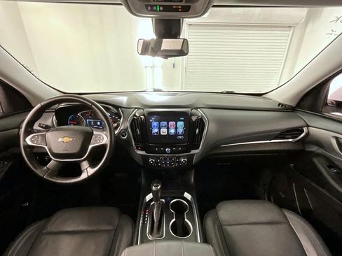 Certified 2018 Chevrolet Traverse LT image 13