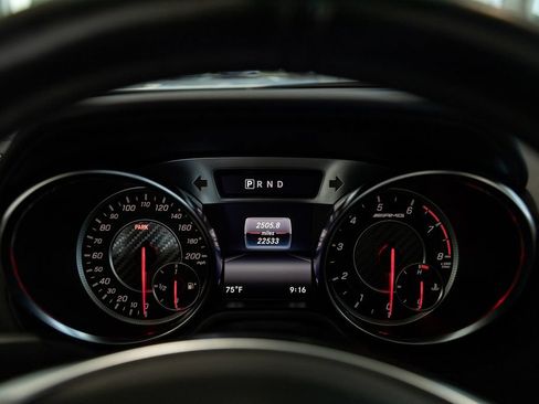 Used 2019 Mercedes-Benz SL 63 AMG image 23