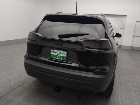 Used 2019 Jeep Cherokee Latitude Plus image 7