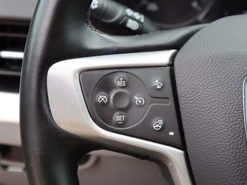 Used 2024 GMC Terrain SLT FWD image 12