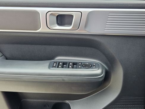 Used 2025 Hyundai Santa Fe SEL FWD image 27