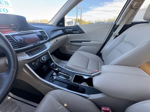 Used 2015 Honda Accord EX-L image 13