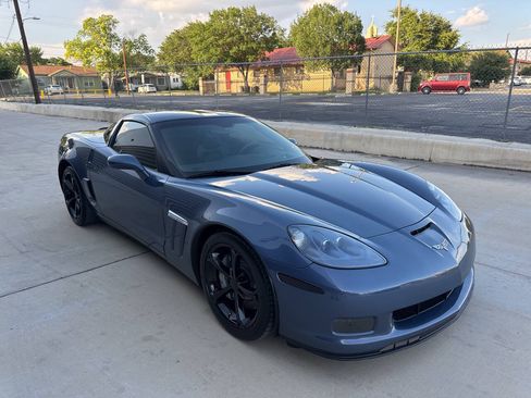 Used 2013 Chevrolet Corvette Grand Sport w/ 2LT Preferred Equipment Group RWD image 13
