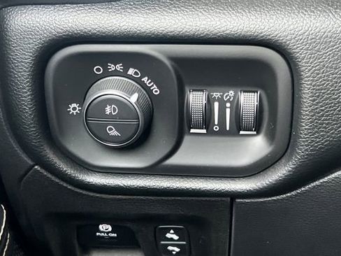 Used 2021 RAM 1500 Laramie image 34