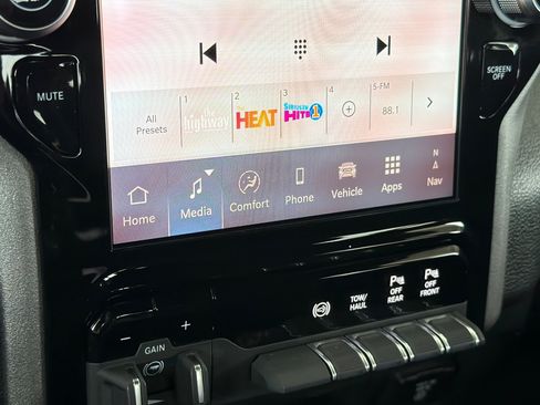 New 2026 RAM 3500 Tradesman AWD/4WD image 17