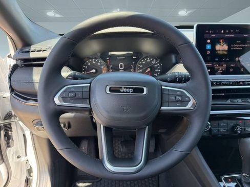 New 2026 Jeep Compass Latitude AWD/4WD image 11