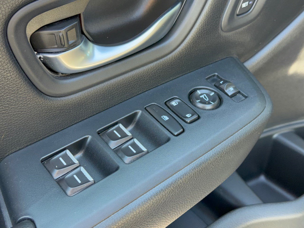 Used 2024 Honda Pilot EX-L image 15