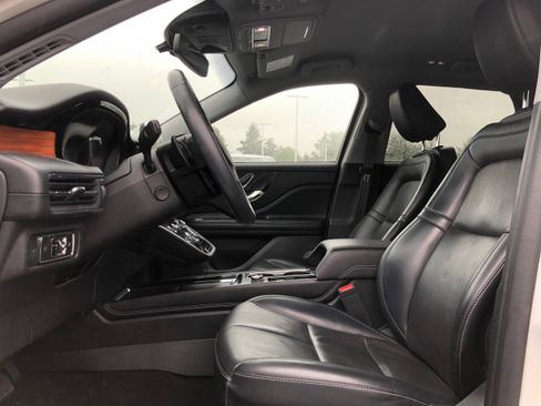 Used 2022 Lincoln Corsair Reserve w/ Elements Package image 21