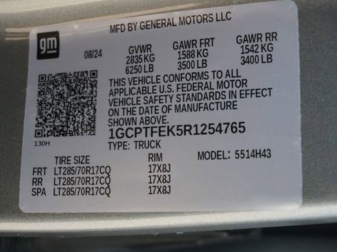 Used 2024 Chevrolet Colorado ZR2 w/ Safety Package image 36