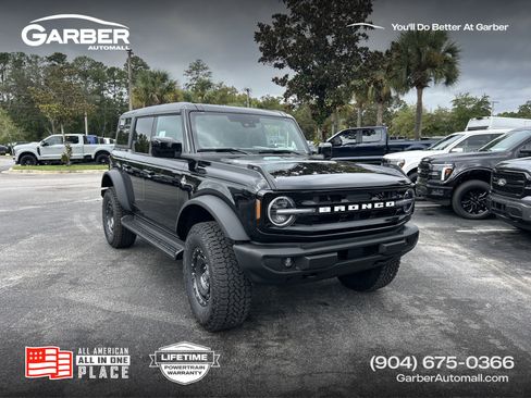 New 2025 Ford Bronco Outer Banks w/ Sasquatch Package image 1