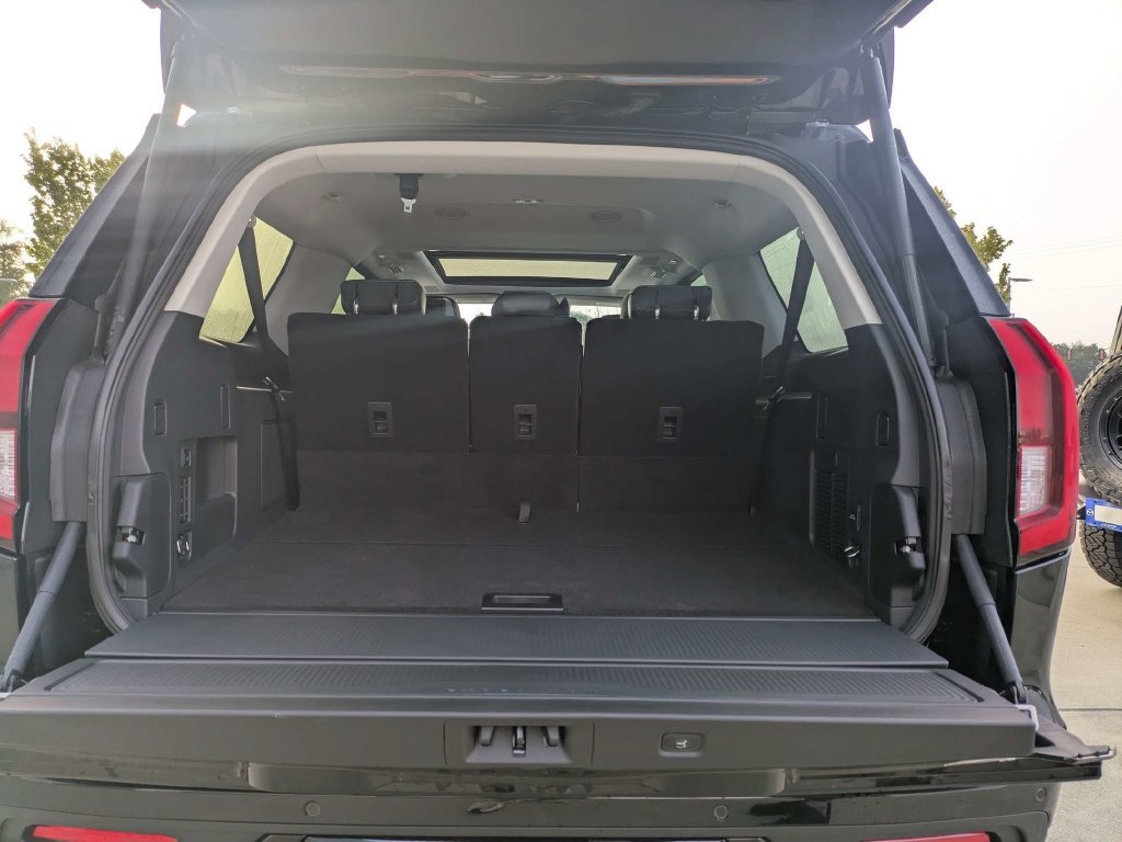 New 2027 Ford Expedition Max Platinum w/ Driver's Package RWD image 12