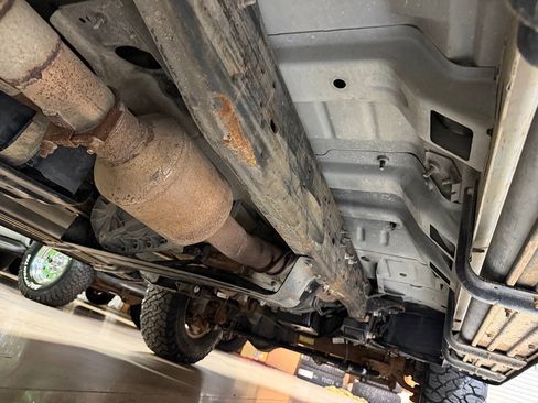 Used 1999 Ford F250 Lariat AWD/4WD image 10