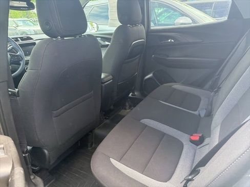 Used 2023 Chevrolet TrailBlazer LT w/ Convenience Package image 7