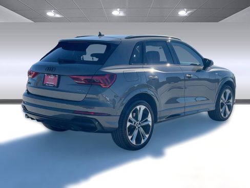 Used 2021 Audi Q3 2.0T Premium Plus image 9