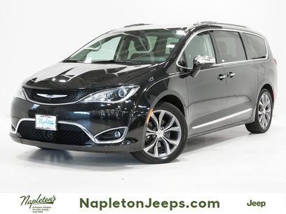 Used 2020 Chrysler Pacifica Limited w/ Tire & Wheel Group