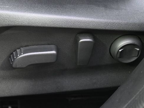 Certified 2023 Subaru Forester Touring AWD/4WD image 14