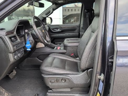 Used 2022 Chevrolet Tahoe LT w/ LT Signature Package AWD/4WD image 12
