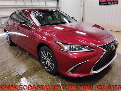 Used 2025 Lexus ES 350 w/ Premium Package